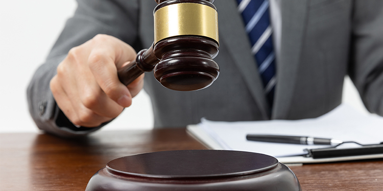 Diretora de escola de Mossoró é condenada a pagar danos morais a aluno constrangido em festa à fantasia