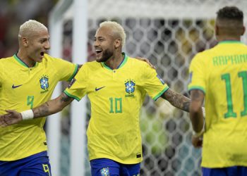 Brasil bate Coreia por 4 x 1 e enfrenta Croácia na próxima sexta