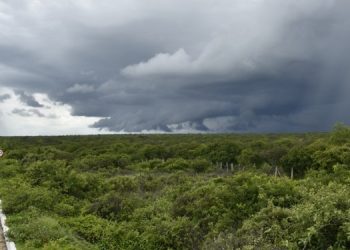 Inmet alerta para chuvas intensas; RN tem previsão de chuvas acima do normal para os próximos meses