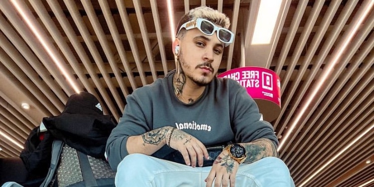 Morre o influenciador Ikaro Zelorttini