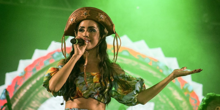 Talento mossoroense, Carol Melo pode ser a nova voz da banda Mastruz com Leite