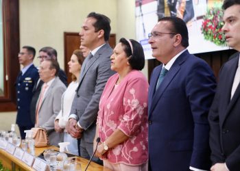 Após tomar posse para segundo mandato, governadora acompanhou posse do presidente em Brasília