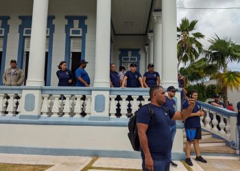 Guardas Municipais fazem protesto em frente a prefeitura de Mossoró