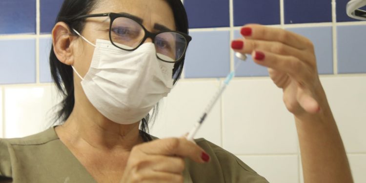 Vacinas contra varicela, meningite e dTpa estão disponíveis em Mossoró