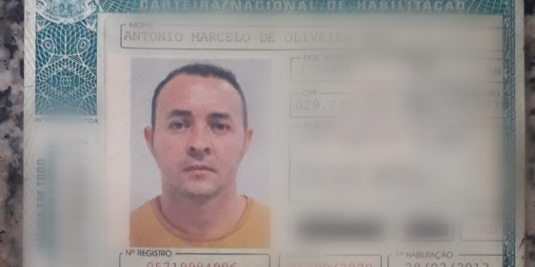 Homem é preso por apropriação indevida de carro da própria mãe