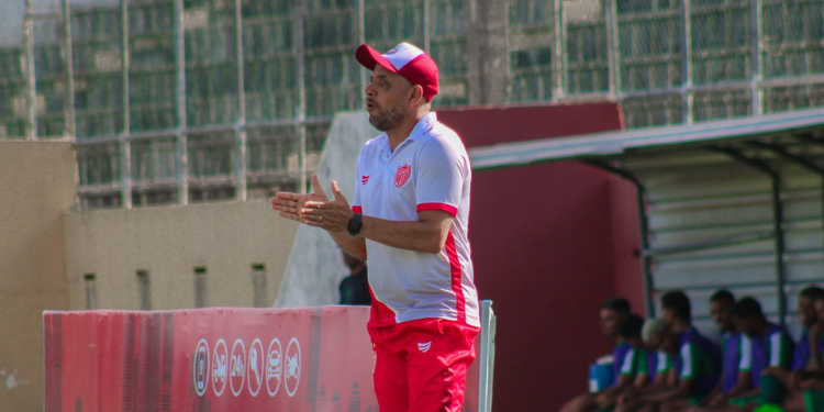 Potiguar anuncia saída do técnico Emanoel Sacramento