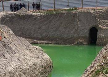 Lagoa Azul de Parnamirim fica verde; Caern e Prefeitura discutem futuro do local