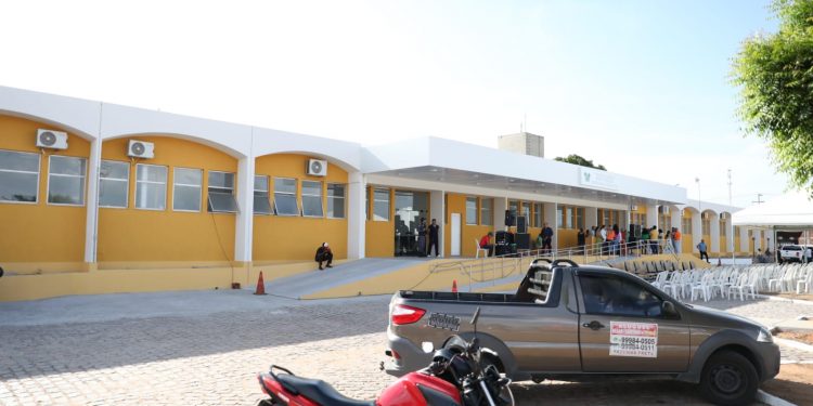 Hospital de Assú é reinaugurado após reforma