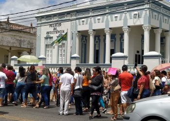 Mais de 7 mil estudantes estão sem aula devido a greve de professores em Mossoró