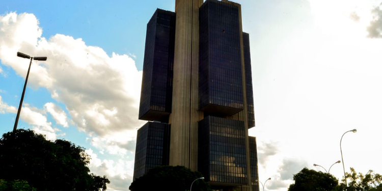 Banco Central recebe quase 11 milhões de consultas sobre dinheiro esquecido