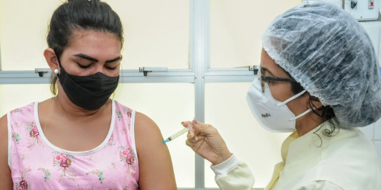 Mossoró realiza “Dia F” de vacinação contra febre amarela neste sábado (04)