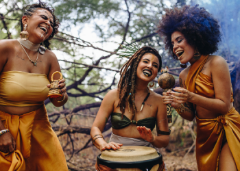 Feminismo, arte e luta: banda mossoroense CoisaLuz canta a liberdade das mulheres