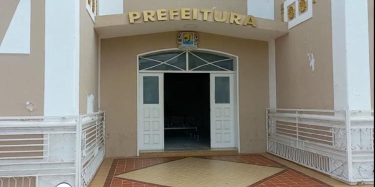 Prefeitura de Pau dos Ferros suspende expediente desta quarta-feira (15)