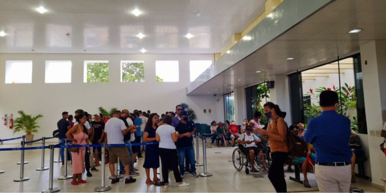 Cartórios eleitorais suspendem atendimentos presenciais e Correios alteram horários