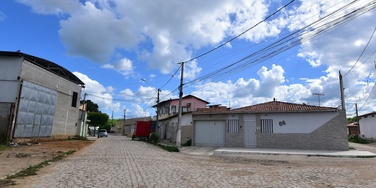Prefeitura abre licitação para asfalto da Rua Benício Filho