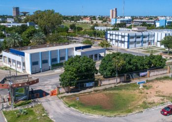 Universidades suspendem atividades presenciais após suspensão de transportes