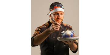 Chef paraibano capacita funcionários em restaurante de Mossoró