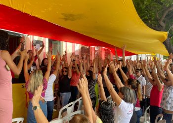 Assembleia dos professores de Mossoró decide por continuidade da greve