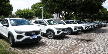 Governo entrega 11 veículos para Delegacias de Atenção à Mulher