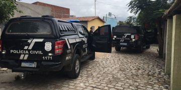 Polícia Civil prende homem por porte ilegal de arma de fogo em Caraúbas