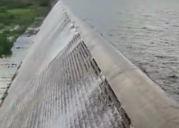 Barragem Umari, em Upanema, volta a sangrar após 14 anos