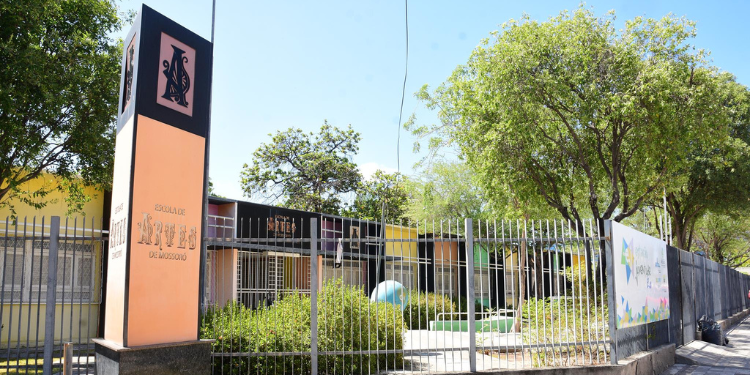 Escola de Artes oferta vagas para curso gratuito de kung fu