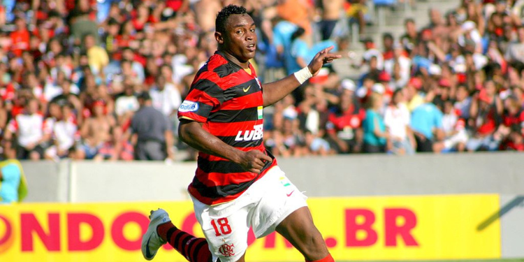 Ídolo do Flamengo, ex-jogador Obina estará em Mossoró em evento com torcedores