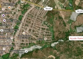 Açude em Caraúbas corre risco de rompimento e população teme inundações