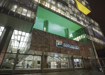 Gasolina deve ficar mais barata após Petrobras anunciar mudanças