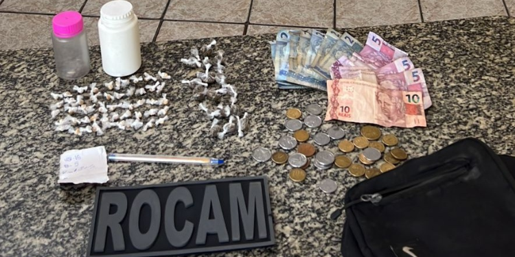 Em operação, drogas são apreendidas e suspeito é preso no Beco do Pedregal em Mossoró