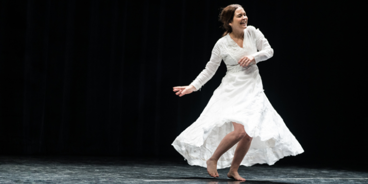 Atriz Claudia Abreu apresenta espetáculo “Virginia” em Mossoró nesta quinta-feira (31)