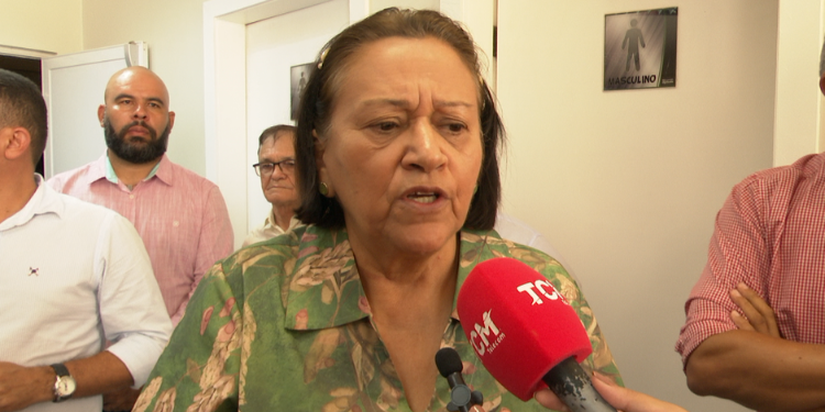 Em Mossoró, Fátima Bezerra afirma que Hospital Tarcísio Maia terá novo tomógrafo
