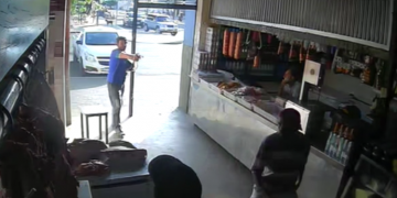 Vídeo: vítima escapa de tentativa de homicídio em Mercado Público em Mossoró