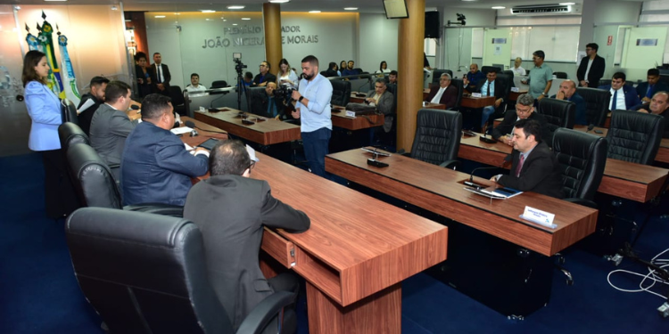 Câmara de Mossoró aprova adequação em lei de empréstimo da Prefeitura