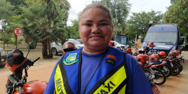 Gente que faz: Desireé sob duas rodas