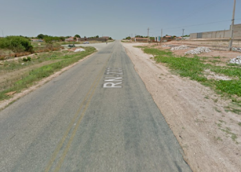 Caern interdita parcialmente RN-233, em Caraúbas, para instalação de tubulação