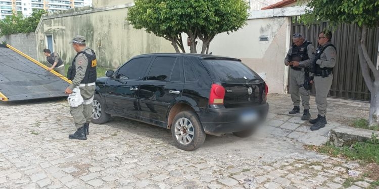 Homem é preso após arma falhar em tentativa de homicídio no Bairro Abolição IV