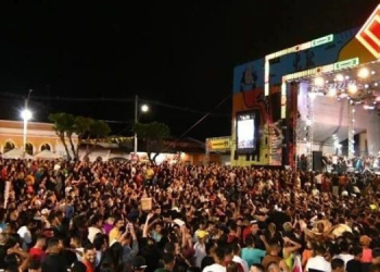 São João de Assú 2023 tem Iguinho e Lulinha em segundo dia de festa