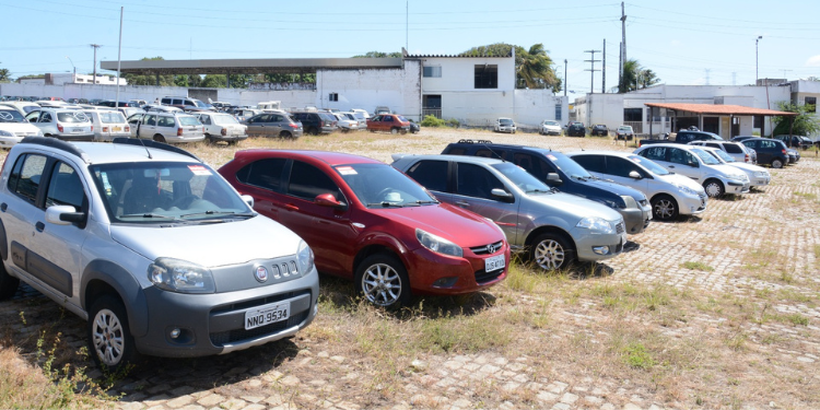 Veículos apreendidos pela Polícia Civil vão a leilão nesta quinta (22)