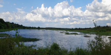 Barragem Passagem das Traíras volta a abastecer Jardim do Seridó