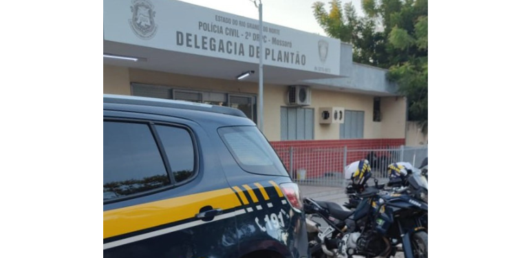 Mais de 60 pessoas foram autuadas por infrações relacionadas à Lei Seca em rodovias federais do RN