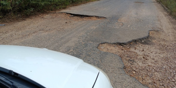 Buracos prejudicam tráfego de veículos na RN-118