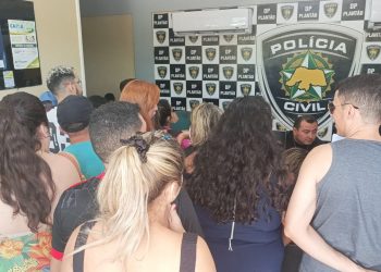 Dois homens de Natal foram presos por furto de celulares durante o Pingo da Mei Dia