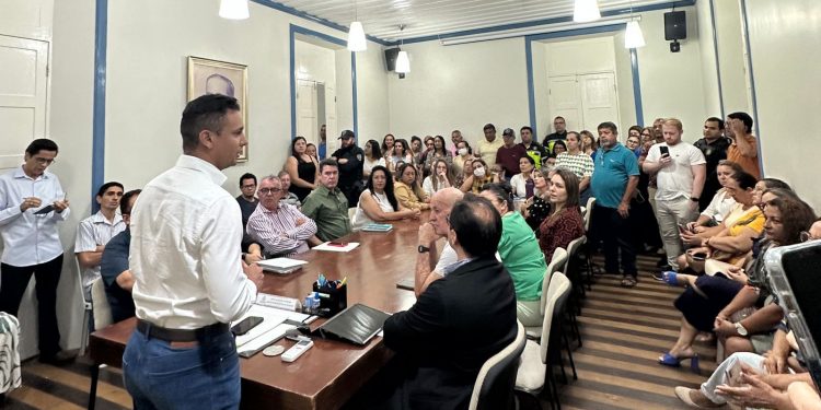 PL 17/23: Allyson diz que direitos não serão retirados; sindicatos protestam