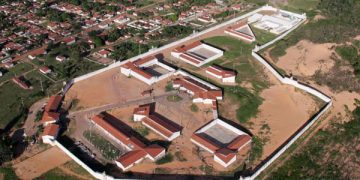 STF inspeciona maior presídio do Estado