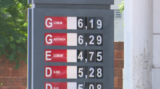 Gasolina chega a ser vendida por R$ 6,19 após quarto aumento seguido em julho