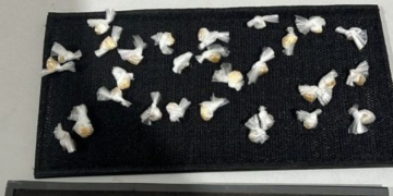 Homem de 36 anos é preso por tráfico de drogas no Beco do Pedregal