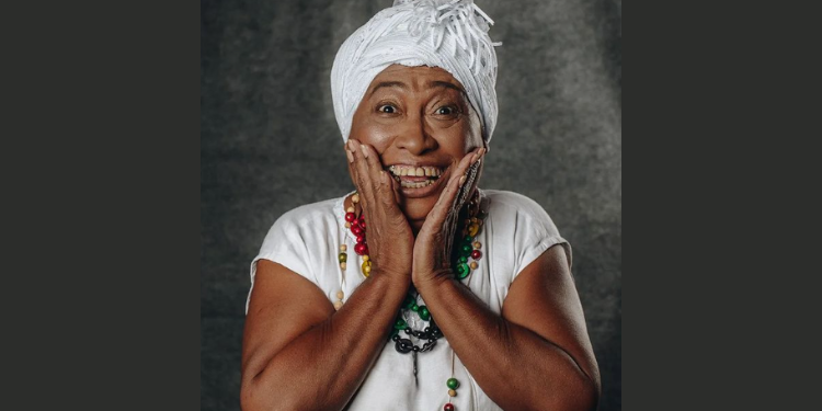 Tony Silva ganha título de Professora Honoris Causa da UERN