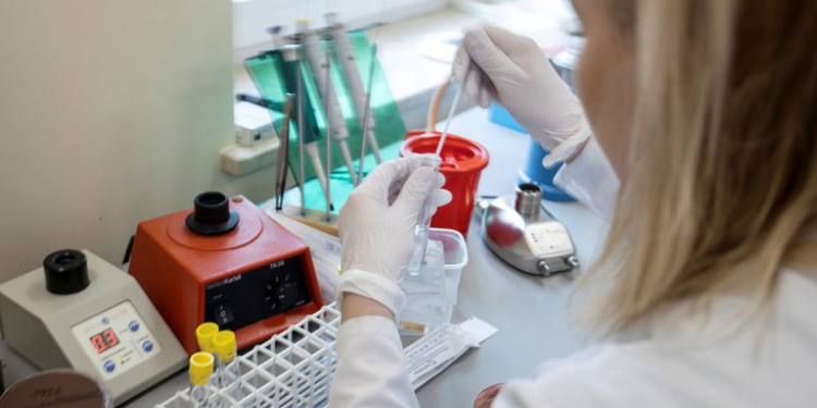 Farmácias podem realizar exames de análises clínicas a partir desta terça (1)