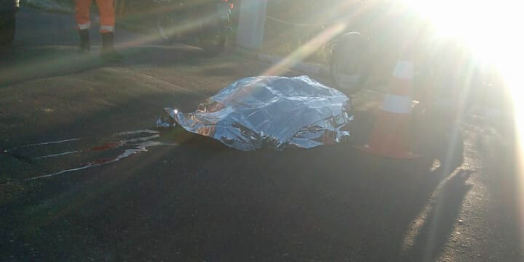 Idosa morre após ser atropelada a caminho do trabalho em Caicó